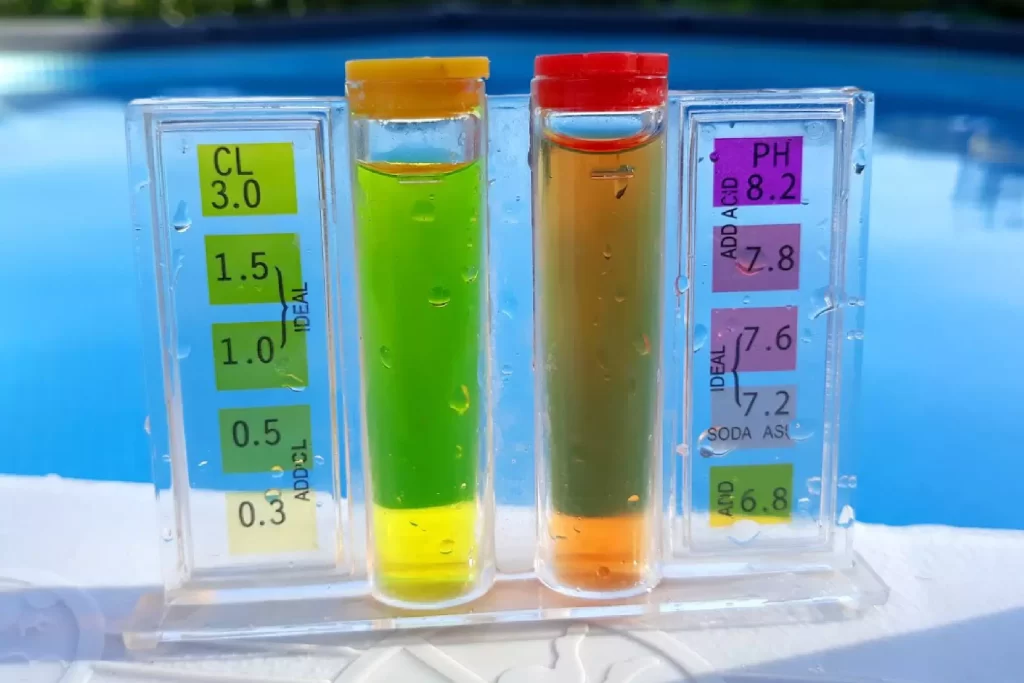 Cómo bajar el PH de una piscina