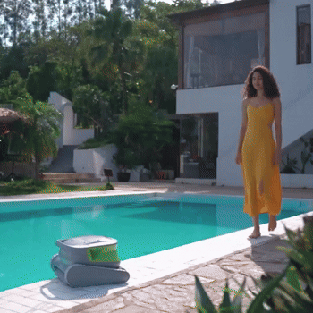 robot gif para tienda nube 507df9508841a1c8a917665147191539 Poolmate DT-B: el robot inalámbrico para piscina furor del verano